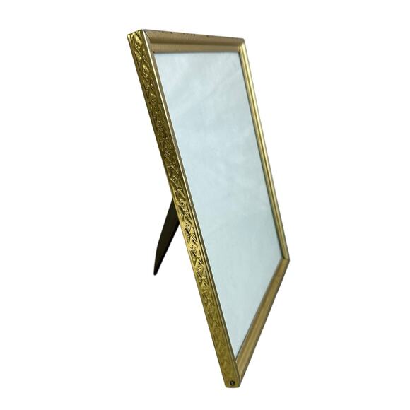 Vintage Picture Photo Frame Shabby Metal Ornate Gold Design 8 x 10 - Picture 2 of 10